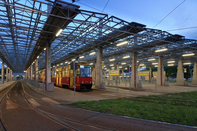  Nowoczesna zajezdnia tramwajowa przy ul. Kasprowicza 