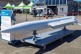 Koreański pocisk naddźwiekowy powietrze-ziemia