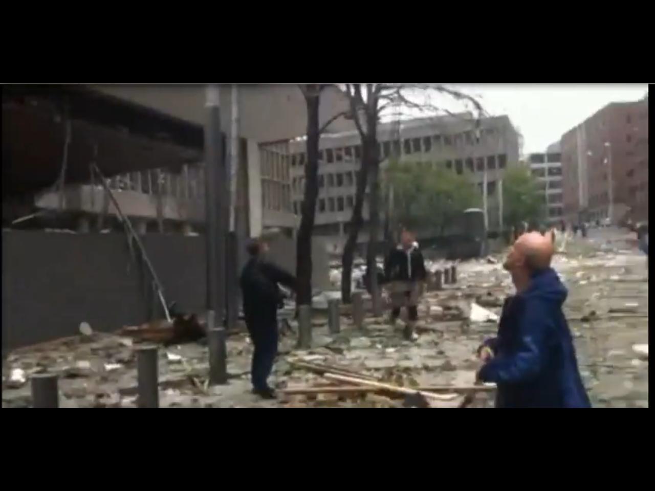 OSLO: Wybuch bomby w pobliżu budynków rządowych i redakcji Verdens Gang. 1 osoba nie żyje, 7 rannych.