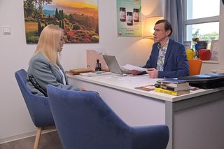 Pierwsza miłość, odcinek 4057: Emilka (Anna Ilczuk), Fryderyk (Andrzej Kłak)