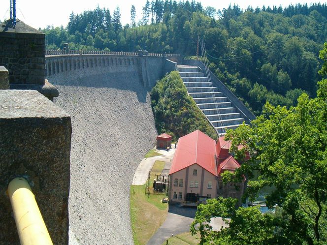 Zapomniany gigant Dolnego Śląska. Zapora Pilchowicka pojawiła się nawet w grze komputerowej