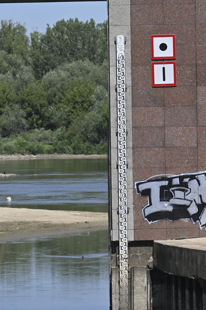 Niski stan wody w Wiśle