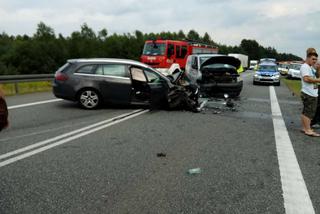 Poważny wypadek na S1 w Mierzęcicach. Są ranni! [ZDJĘCIA]