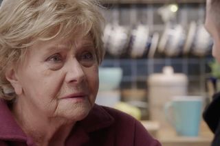 M jak miłość odc. 1861. Bartek (Arkadiusz Smoleński), Barbara (Teresa Lipowska)