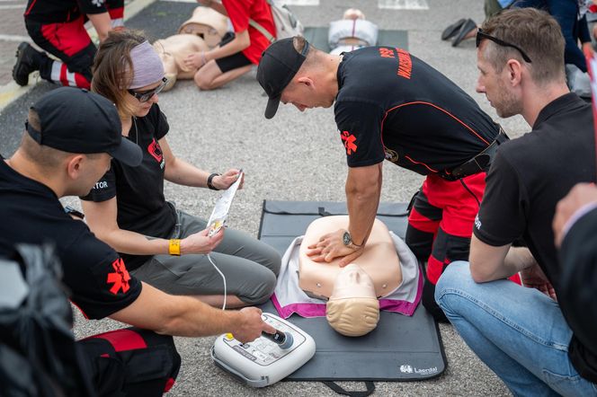 Parada Syrenki przeszła ulicami Warszawy. Tak bawili się mieszkańcy