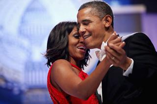 Barack Obama śpiewa ulubioną piosenkę żony. Jaką? Sprwdź, czego słuchają Barack i Michelle Obama