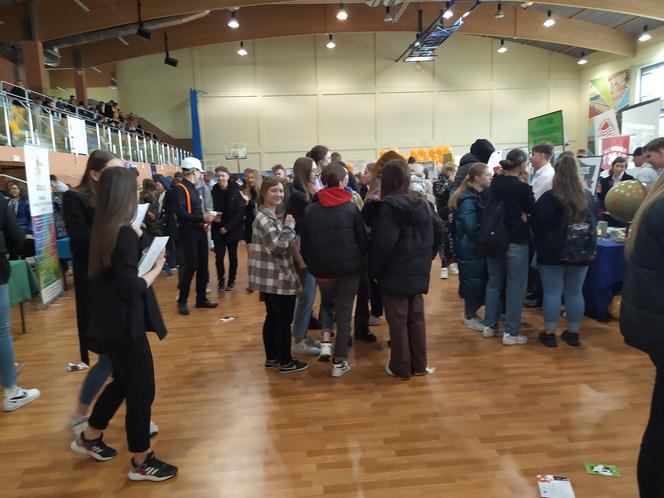 Fotorelacja z 14. Targów Edukacyjnych i dni otwartych w Zespole Szkół Ponadgimnazjalnych nr 3 w Siedlcach