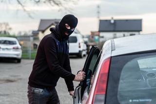 Kradzież samochodów w Polsce znacznie spadła. Złodzieje niechętnie podejmują się ryzyka