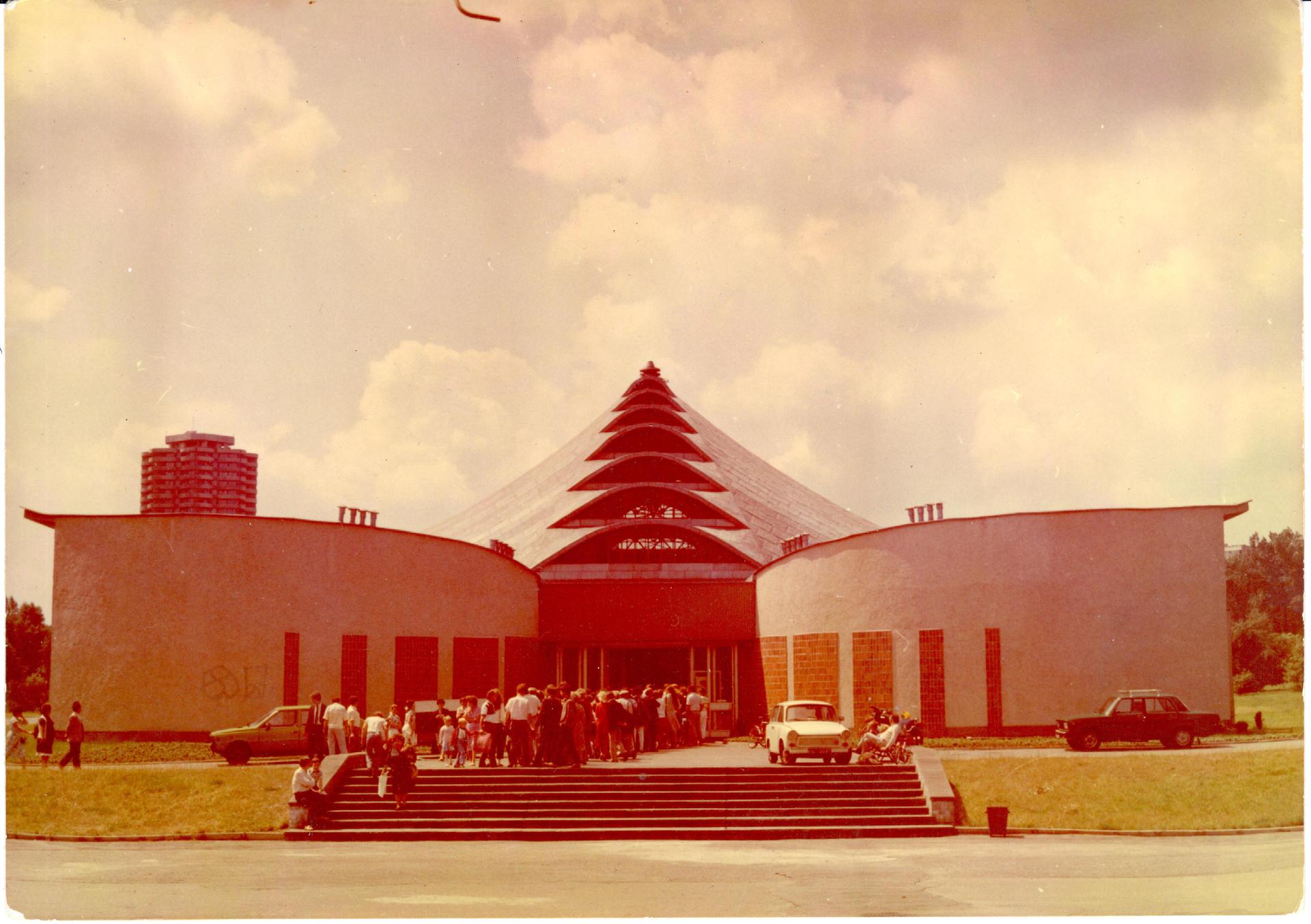Hala Kapelusz i Park Śląski w Chorzowie - tak wyglądały w czasach PRL-u. Zobacz archiwalne zdjęcia