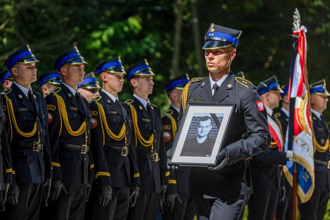 Ostatnie pożegnanie st. ogn. Łukasza Włodarczyka