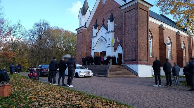 Pogrzeb 17-letniego Łukasza z Woli Osowińskiej