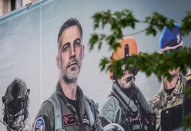 Pogrzeb majora Macieja Krakowiana. Wzruszające sceny i hołd żołnierzy. „Śpij Kolego..."