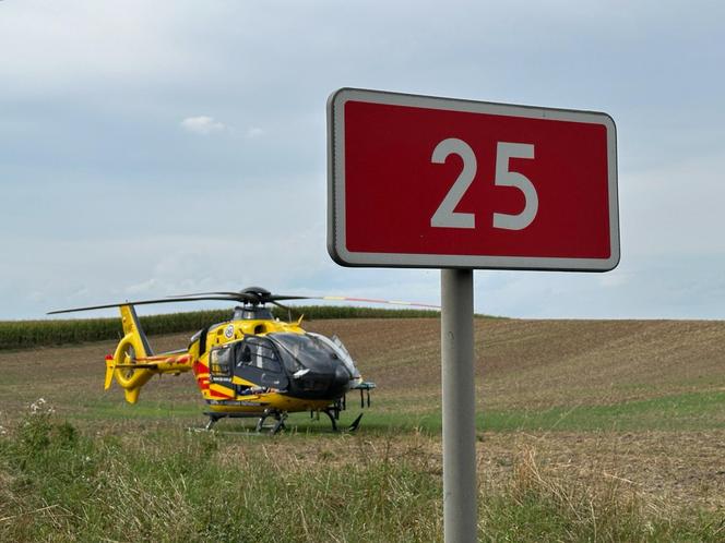 Tragiczny wypadek w miejscowości Obodowo. Nie żyje kobieta, wielu poszkodowanych 