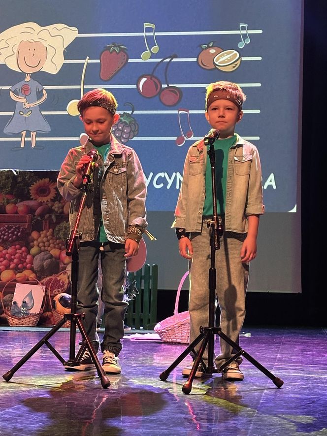 W tym roku na Scenie Teatralnej Miasta Siedlce zaprezentowali się uczestnicy z 19 przedszkoli oraz 27 szkół podstawowych z Siedlec i powiatu siedleckiego.