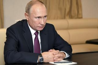 Putin ma Parkinsona? Odda władzę w styczniu. Szokujące plotki