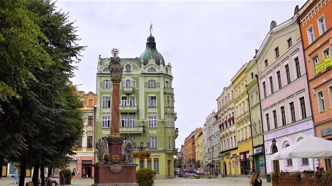 Perła Dolnego Śląska. To barokowe miasto nazywane jest "małym Krakowem"