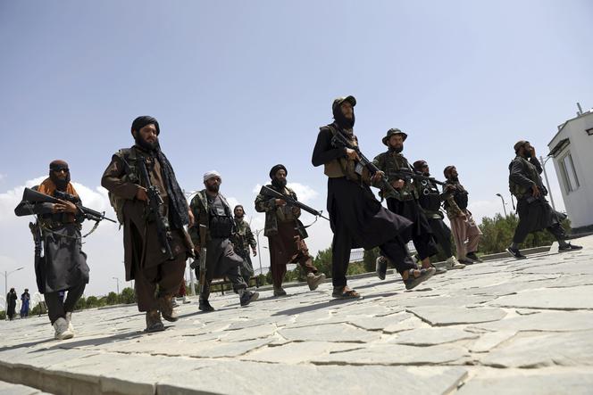 KONIEC ewakuacji z Afganistanu! Talibowie ogłaszają pełną niepodległość