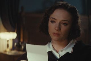 Zatoka szpiegów 2, odcinek 15. Eva (Sonia Mietielica)