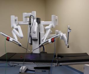 Praca wre z robotem Da Vinci w gorzowskim szpitalu