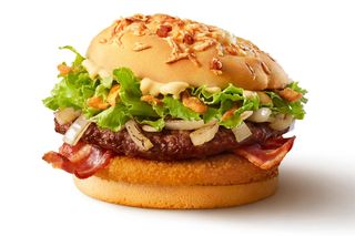 Burger Drwala wraca wcześniej! Mieszkańcy tego miasta zjedzą kultową kanapkę jako pierwsi