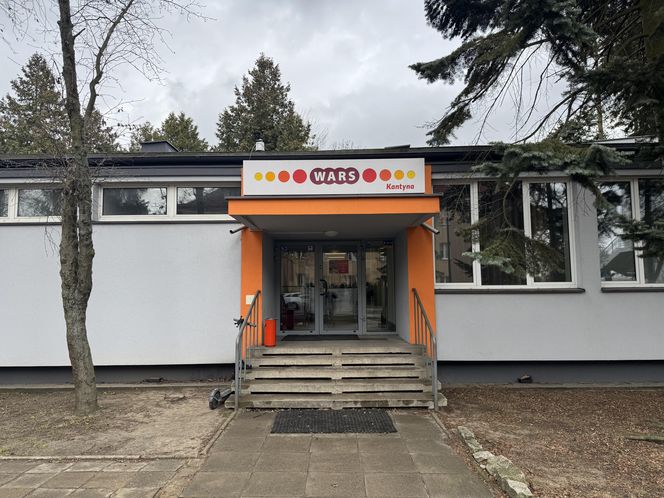 Restauracja WARS przy ul. Chłopickiego w Warszawie 