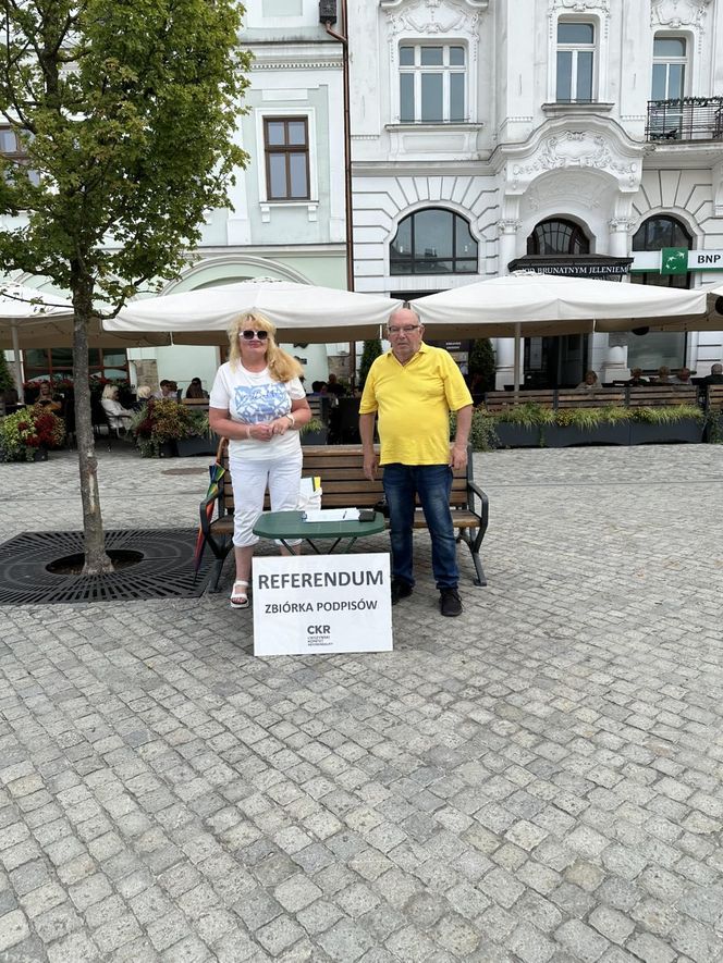 Trwa zbiórka podpisów do referendum w Cieszynie