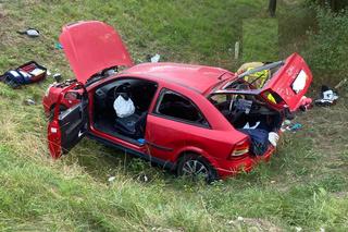 Przasnysz. Chciał zjechać na leśny parking. Zginęły dwie osoby 