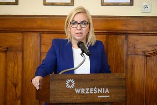 Ministra klimatu o ubraniach. Uważa, że powinniśmy ich kupować mniej?