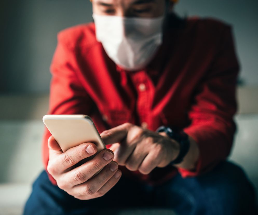 Dziwne opisy transakcji kartą w bankowych aplikacjach. Klienci domagają się wyjaśnień