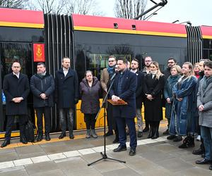 Tramwaj wozi już na Wolę. Torowisko na Kasprzaka otwarte