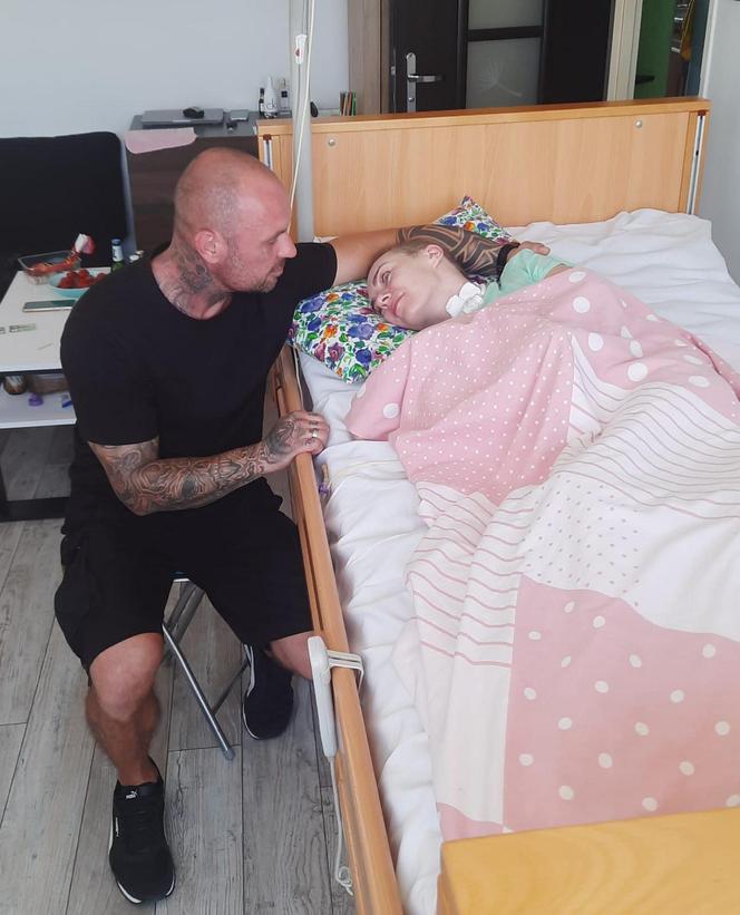 Marta rok temu brała slub, teraz walczy o życie