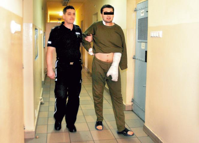 Odrąbał głowy rodzicom!