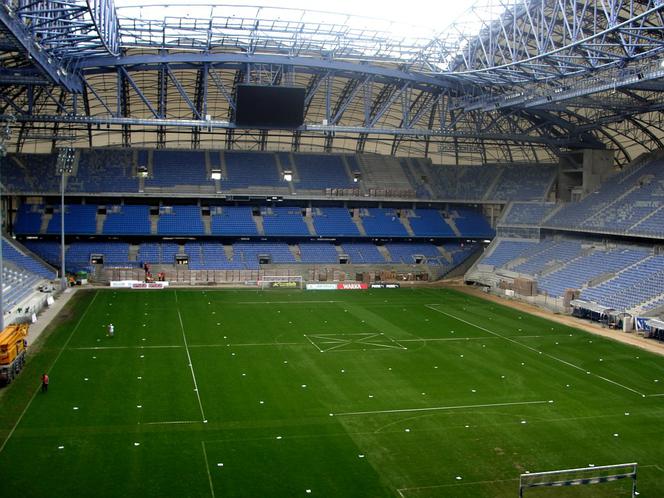 Stadion Lech Poznań, trybuny