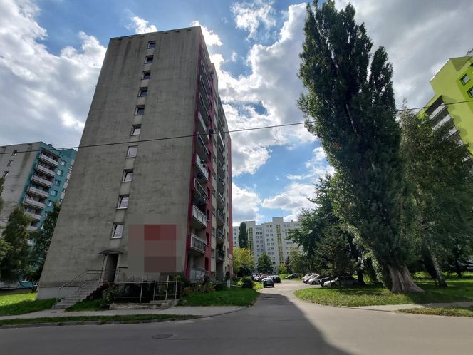 Brutalnie zakatował swoja matkę