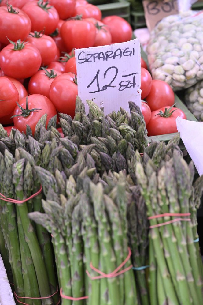  Ceny nowalijek na warszawskich bazarach szokują. Byliśmy i sprawdziliśmy ile trzeba zapłacić