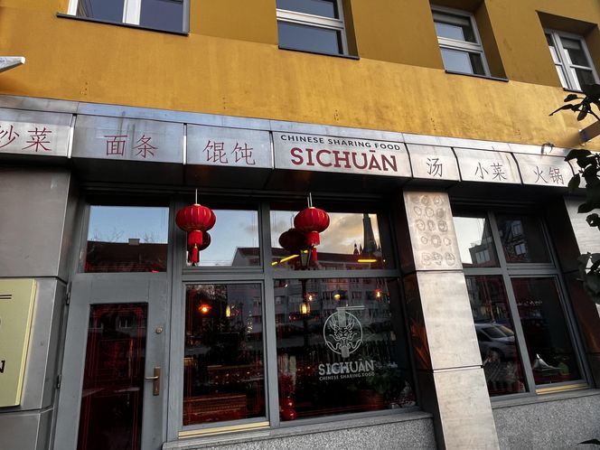 Sichuan Szczecin 