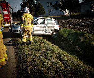 Zderzenie dwóch pojazdów w miejscowości Szczytnik w powiecie mińskim