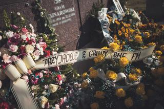 Widok grobu Edyty Bieńczak z RMF FM doprowadza do łez. Zdjęcia ukazują wszystko