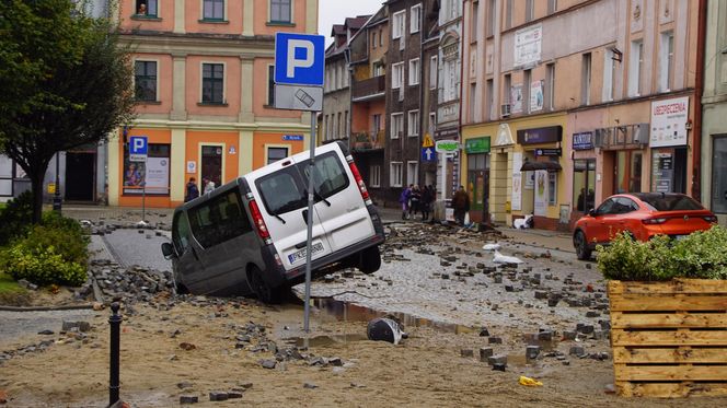 Kolejne ofiary powodzi. W powiatach kłodzkim i nyskim znaleziono dwa ciała