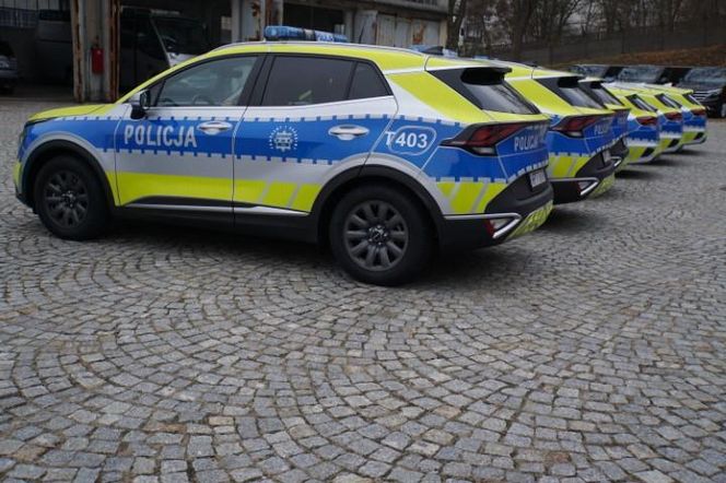 Nowoczesne radiowozy pojawią się na drogach Warmii i Mazur. Zobacz zdjęcia