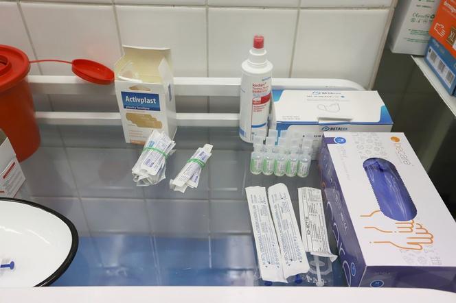 Pierwsze szczepienia przeciwko covid-19 w Lesznie. Dziś zaszczepiono 30 osób