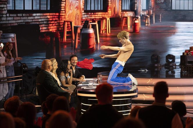 6. odcinek Twoja Twarz Brzmi Znajomo. Widowiskowe występy!