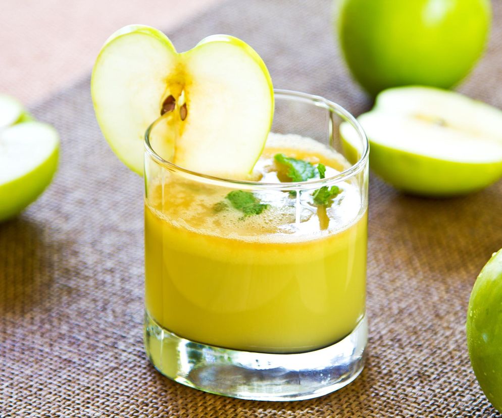 Koktajl na odchudzanie o smaku szarlotki. Zachowasz uczucie sytości i przyspieszysz trawienie