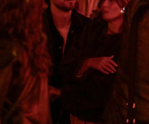 Maciej Musiał całował ukochaną na balkonie