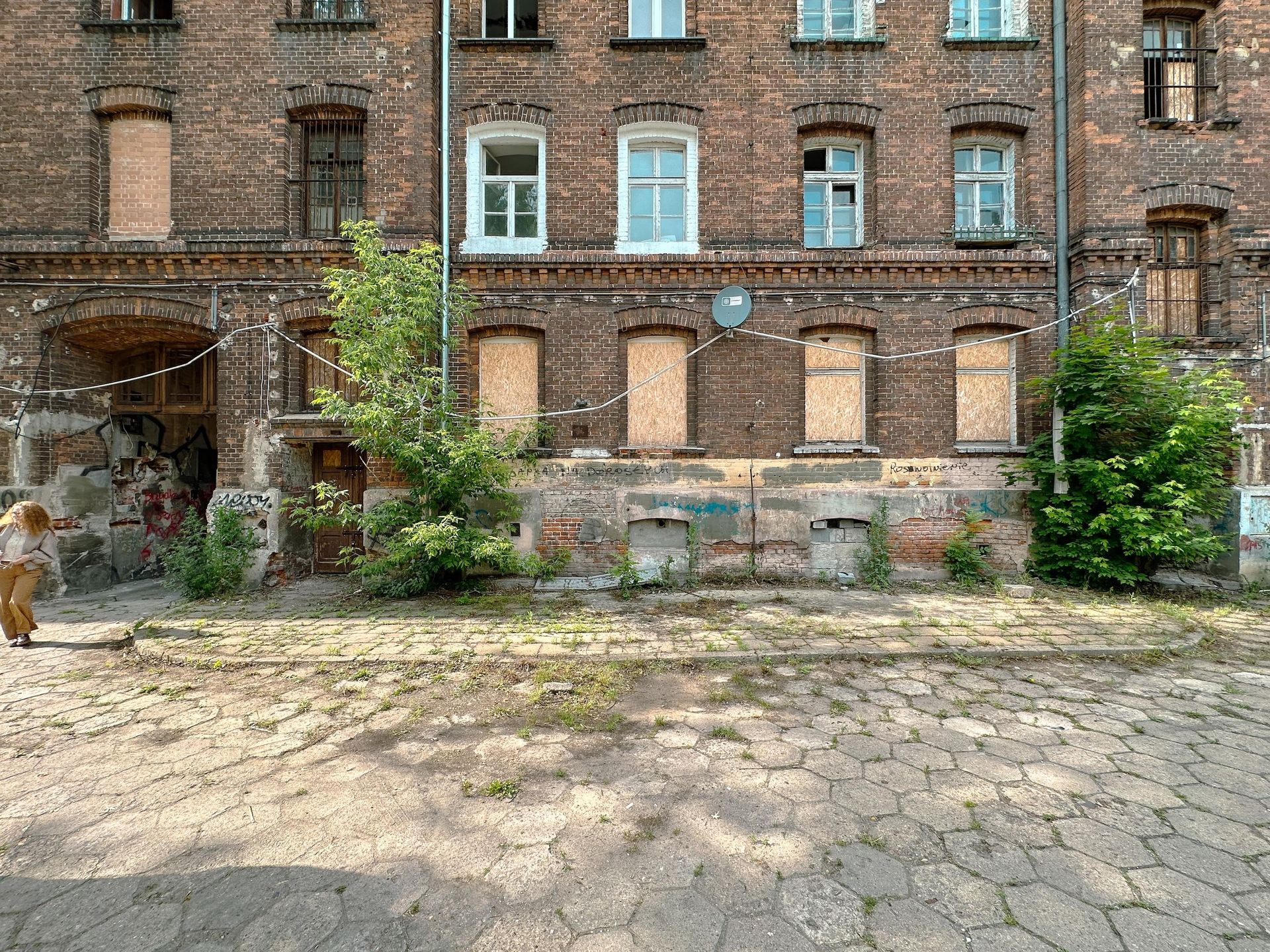 Zabytkowe famuły Izraela Poznańskiego w Łodzi 