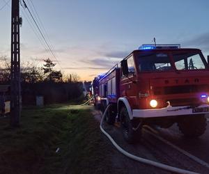 Pożar zakładu stolarskiego w Parszowie 30-03