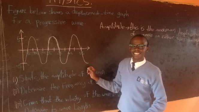 Pedagog z Warszawy pomaga w Kenii!
