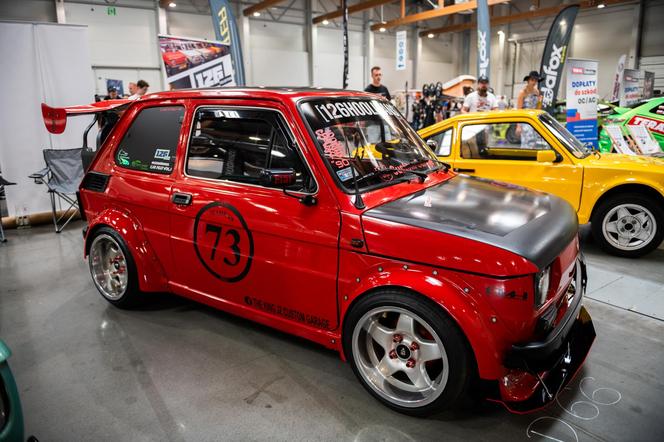 Szybkie samochody, drogowe akrobacje oraz piękne kobiety. Tak było na Tuning Show Expo w Krakowie