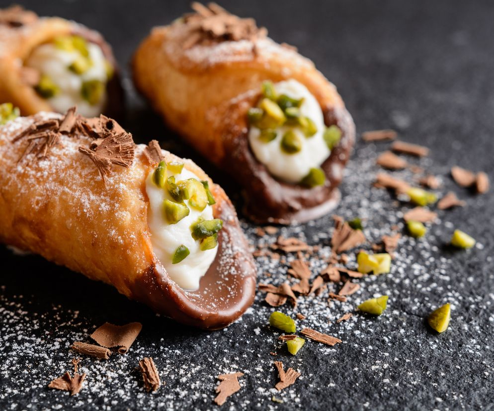Cannoli: sycylijskie rurki z kremem