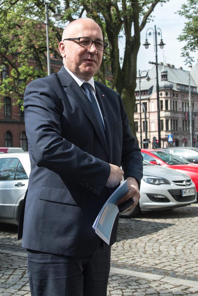 Straciłem kontrolę nad swoim brzuchem